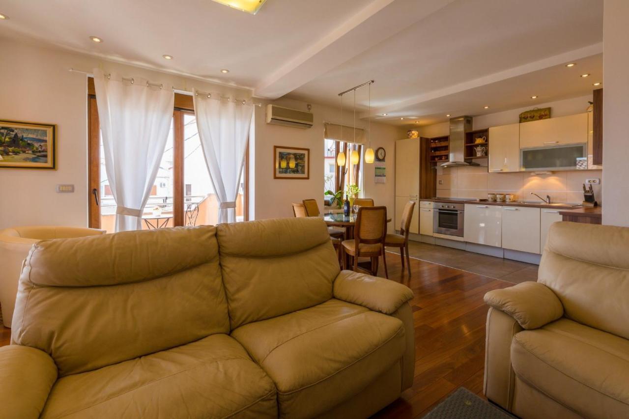 Apartment Egita ซริกเวนิซา ภายนอก รูปภาพ